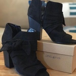 Indigord. IZADOR Peep Toe Bootie